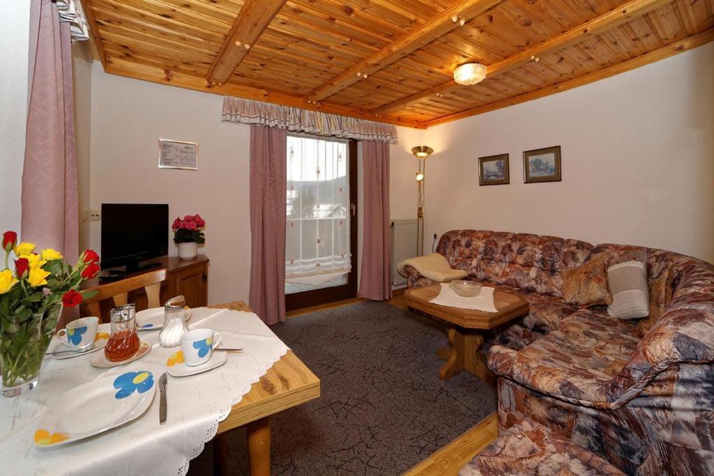 Berghof Pension Und Ferienwohnungen Bischofsmais Esterno foto